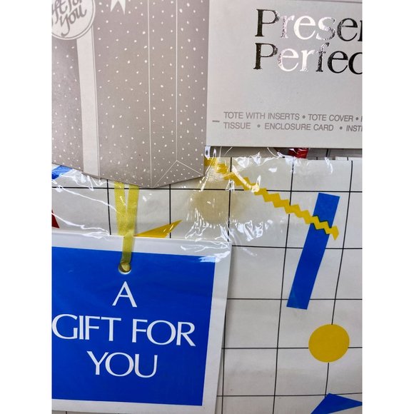 VINTAGE 90s GIFT BAG SET - Lot of 6 - Bag, Inserts, Lid, Tissue, Ribbon, Card - Picture 7 of 7